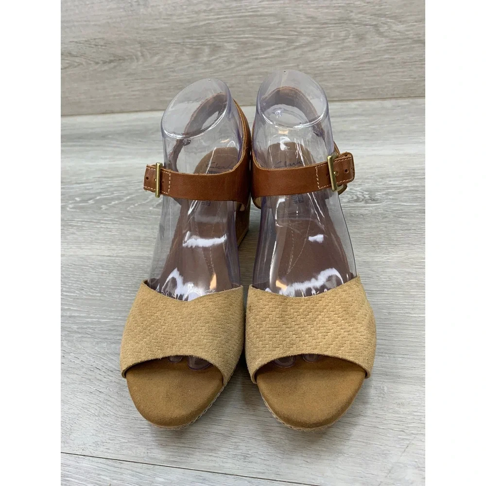 Clarks Collection Cushion Soft Tan Suede Brown Leather Cork Wedge Sandals 8.5